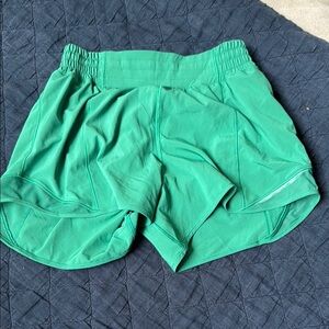 Lululemon Athletica Green Athletic Shorts Lightweight Performance